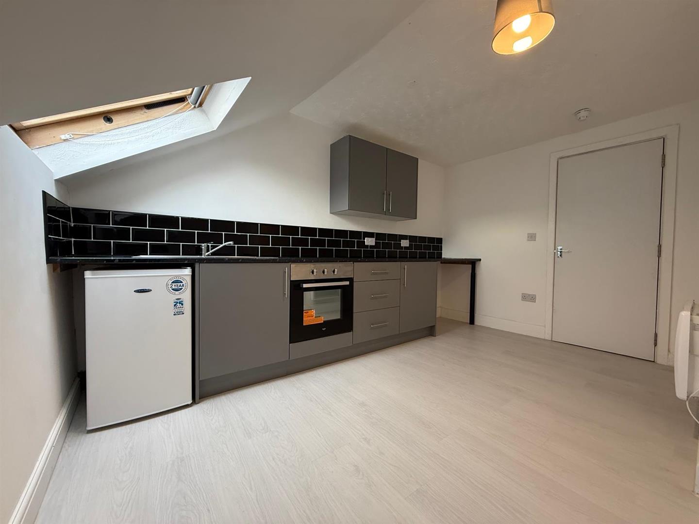 Flat 3, 159 Westminster Road, Morecambe LA3 1SJ